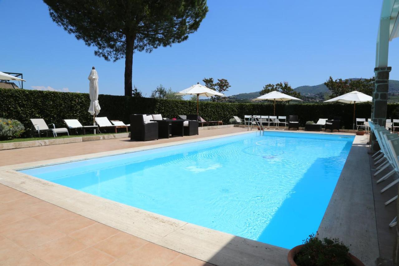 Tenuta Di Pietra Porzia Monte Porzio Catone Buitenkant foto
